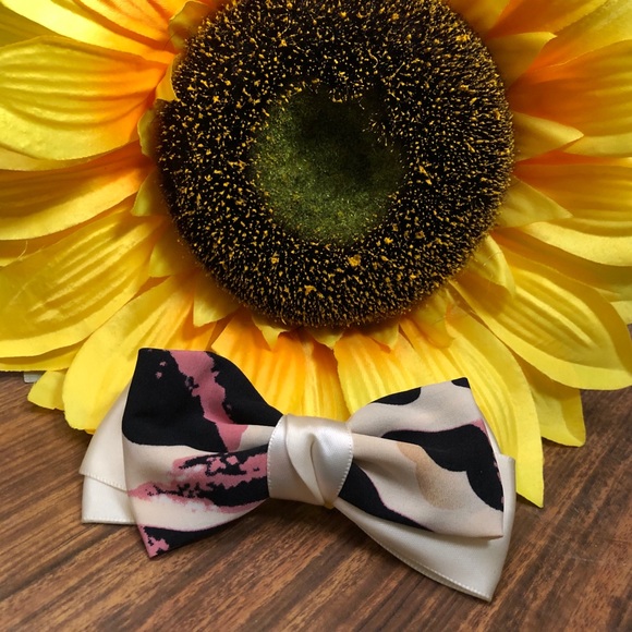 D’bello bows - Picture 3 of 6